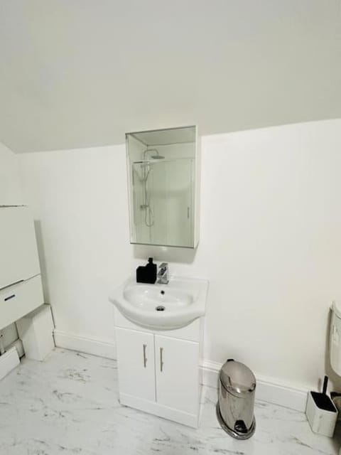 Bespoke 2 Bedroom Apt Derby City Apartment in Derby