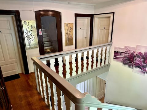 Property building, Internal: Not applicable to any particular room