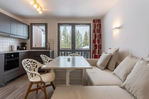 Bed, Living room, Bedroom, kitchen