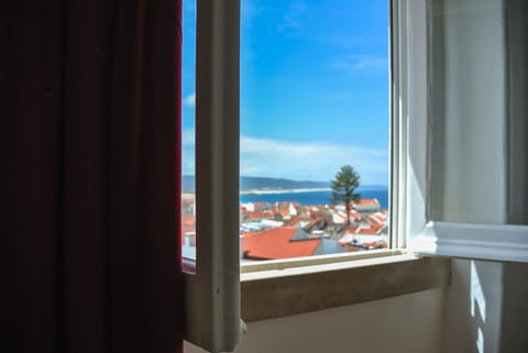 Bedroom, City view, Sea view