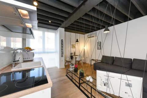 Kitchen or kitchenette, Living room