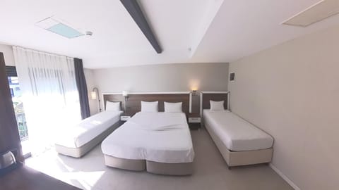Lulubay Rooms & Suites Hotel in Kusadasi