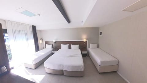 Lulubay Rooms & Suites Hotel in Kusadasi
