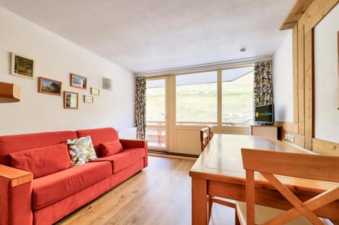 Bed, Living room, furniture, kitchen