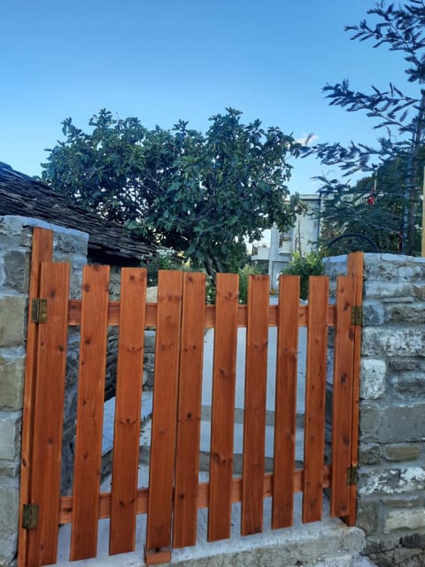 Bujtina Lugina e vjosës Nature lodge in North Macedonia