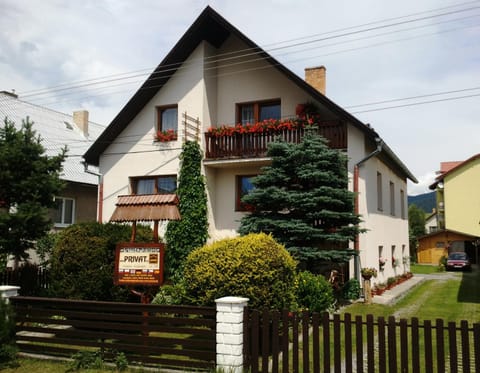 Facade/entrance, Summer