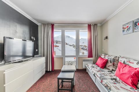 Bed, Bathroom, furniture