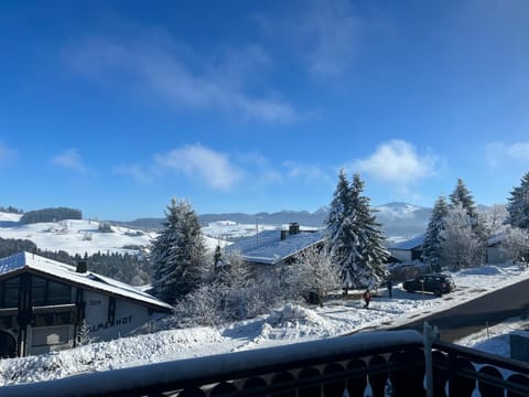 Natural landscape, Winter, Balcony/Terrace, Balcony/Terrace, Mountain view