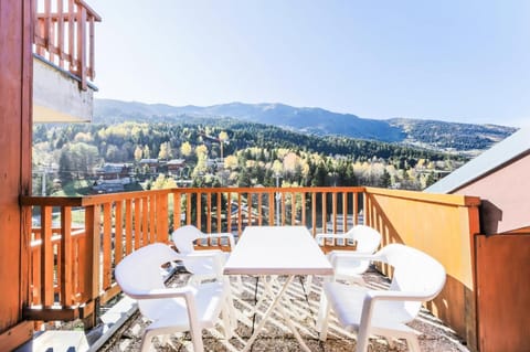 Mountain view, furniture