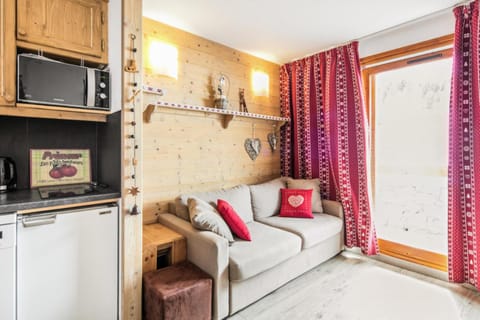 Bed, Bedroom, furniture