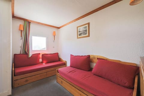 Bed, Living room, Bedroom, furniture