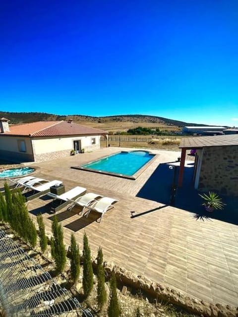 Solarium, Swimming pool