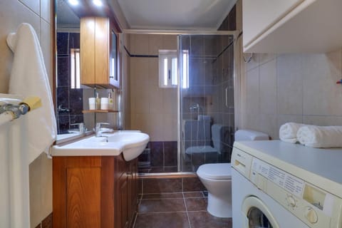 Chalandri Family Penthouse - 1' from metro station Apartment in Chalandri