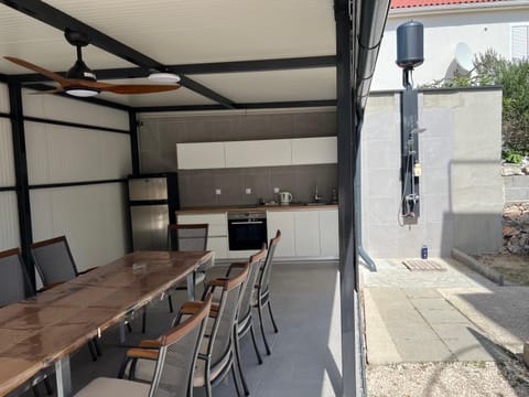 Day, Kitchen or kitchenette, Dining area