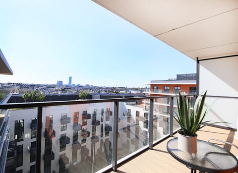 Day, View (from property/room), Balcony/Terrace, City view