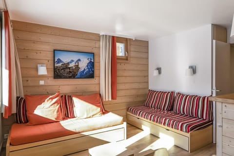 Bed, furniture