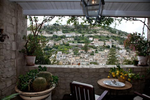 Balcony/Terrace, City view, Landmark view