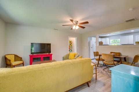 Single-Story Ocala Home with Porch - Near WEC! House in Ocala