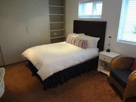 Designer Studio Camps Bay Apartment in Camps Bay