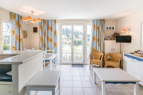 Bed, kitchen
