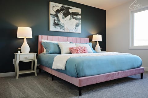 Bed, Bedroom