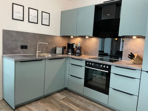 Coffee/tea facilities, Kitchen or kitchenette, dishwasher, pet friendly, stove, toaster