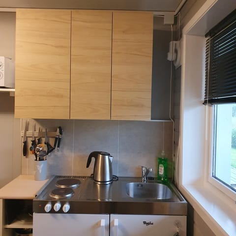 Small and cosy with free parking Apartment in Tromso
