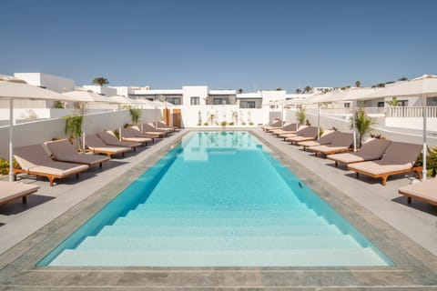 Balcony/Terrace, Swimming pool