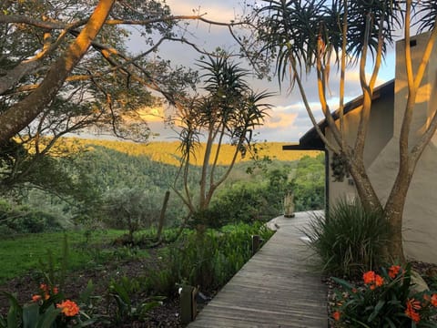 Facade/entrance, Natural landscape, Garden, Garden view