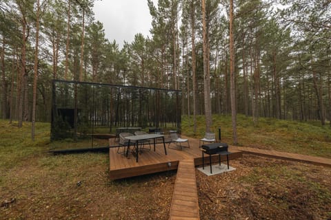 Patio, Day, Natural landscape, BBQ facilities, Dining area, Garden view