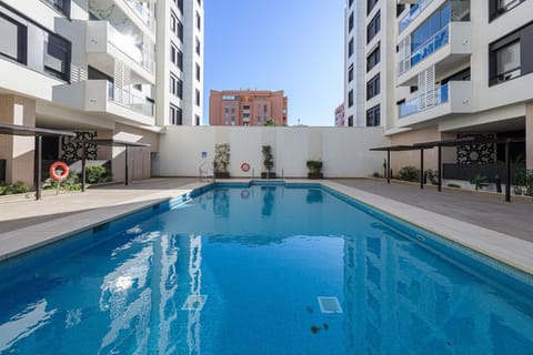 Swimming pool, Swimming pool
