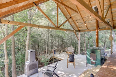 Peaceful Whitley City Cabin on 10 Wooded Acres! Cabin in Lake Cumberland