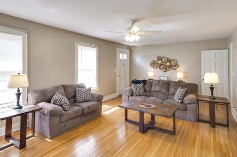 Charming Tullahoma Stay with Great Walkable Location House in Tennessee