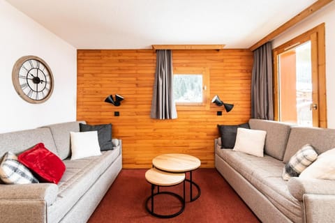 Bed, Living room, fireplace, kitchen