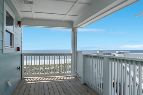 Pelican Roost E by Pristine Properties Vacation Rentals House in Mexico Beach