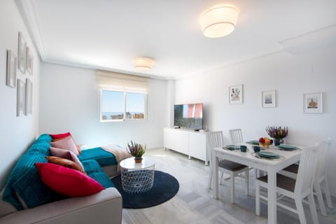 Sea view and 350m to the beach Apartment in Torremolinos