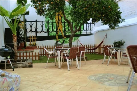 Patio, Garden, Balcony/Terrace