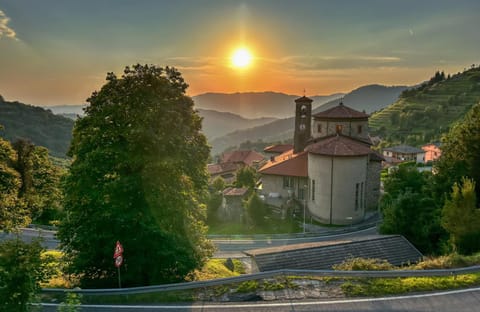 Day, Natural landscape, Mountain view, Sunset