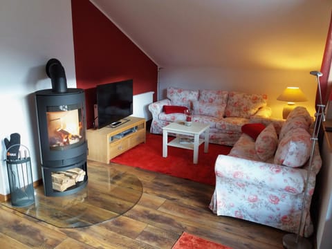 Living room, Photo of the whole room