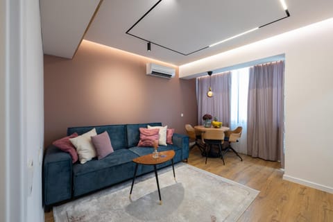 Living room, Seating area, Dining area, air conditioner