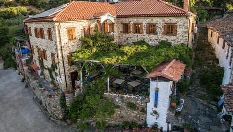 Spring, Bird's eye view, On site