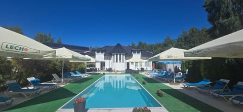 Pool view, Swimming pool