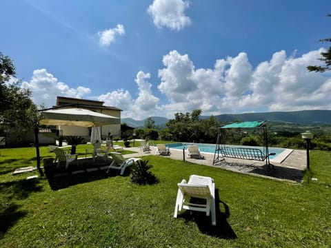 Spring, Day, Natural landscape, Garden, Garden view, Mountain view, Pool view, Swimming pool, sunbed