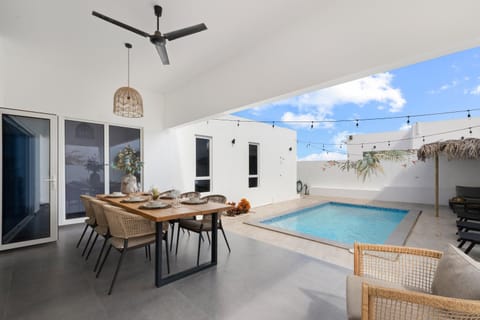 Balcony/Terrace, Dining area