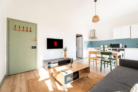 Grand appartement Familiale - Camargue Apartment in Arles
