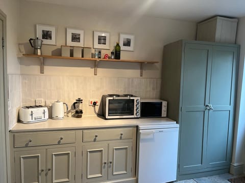 Elmcroft Holiday Annex House in North Dorset District