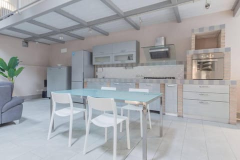 San Bartolomeo loft guest house Apartment in Piacenza