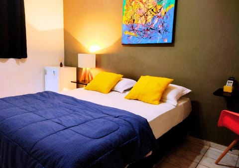 Bed, Photo of the whole room, Decorative detail, Bedroom