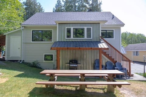 Property building, BBQ facilities