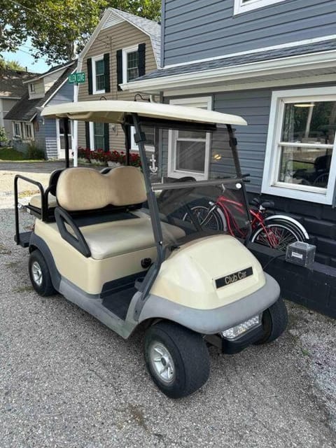 Lakeside Oasis/Golf Cart/Beach House in Luna Pier